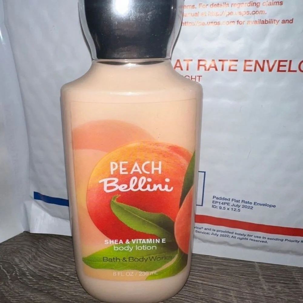 Bath‎ and Body Works Peach Bellini Body Lotion Shea & Vitamin E